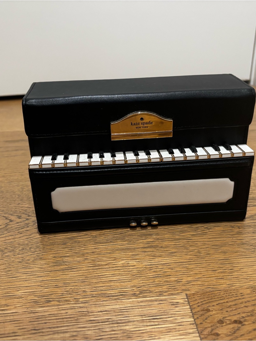 Kate Spade Pitch Perfect Piano